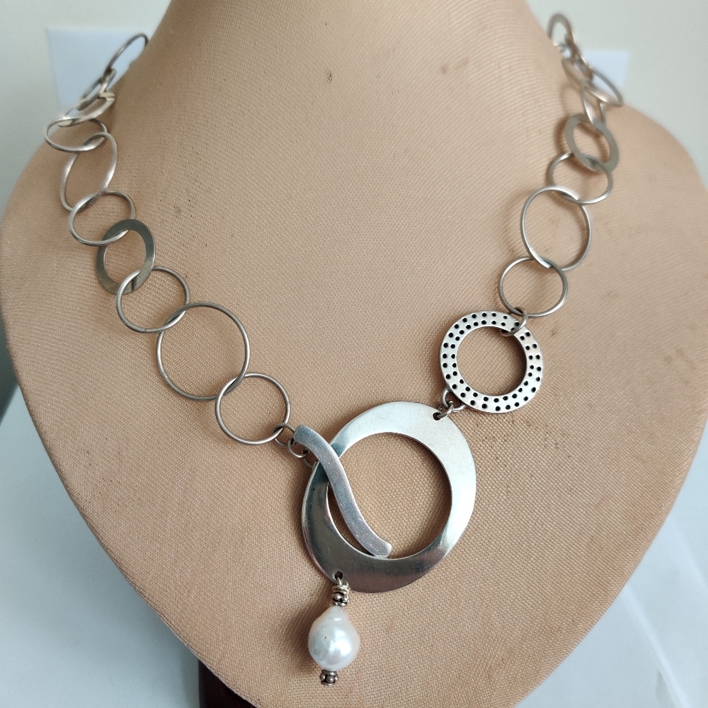 Modernist Whimsical Eternity Circles Necklace